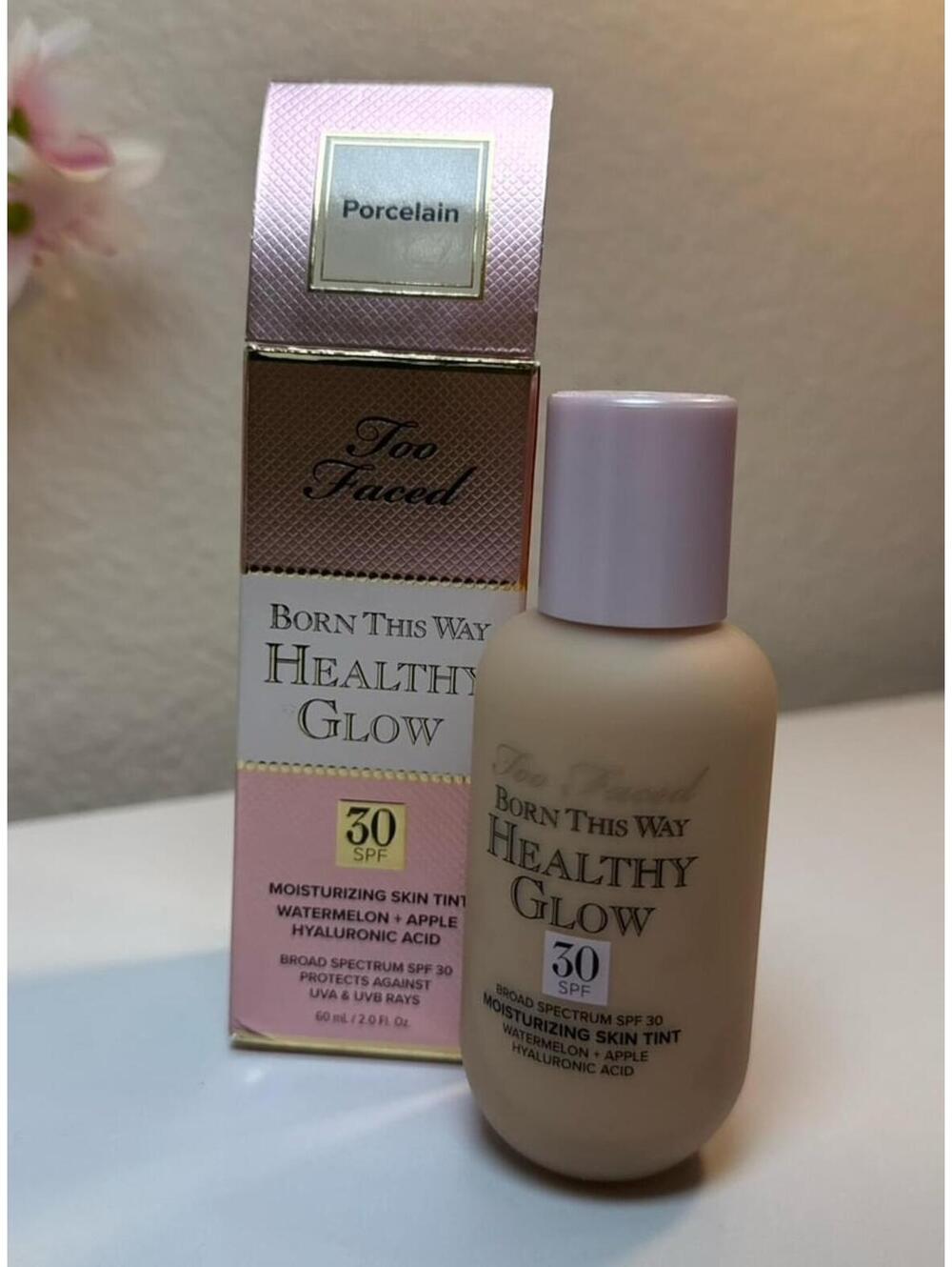 Too Faced-Vanilla-Born This Way Healthy Glow spf 30 Skin Tint Foundation